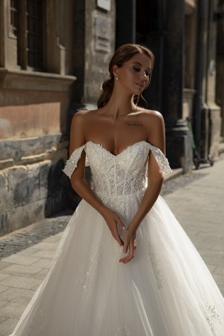 901-2-Wedding-dress-Lady-Di-Bride
