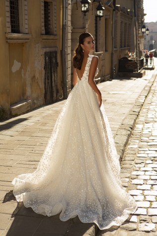 907-2-Wedding-dress-Lady-Di-Bride