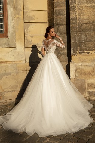 908-3-Wedding-dress-Lady-Di-Bride