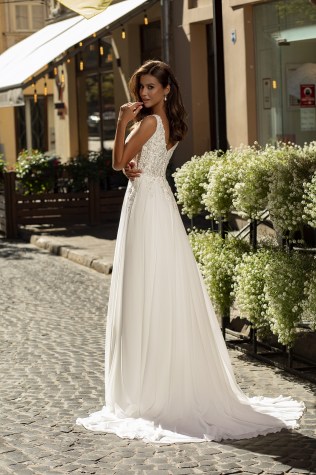 916-2-Wedding-dress-Lady-Di-Bride-1