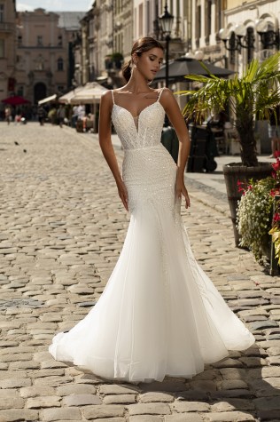 919-1-Wedding-dress-Lady-Di-Bride-1