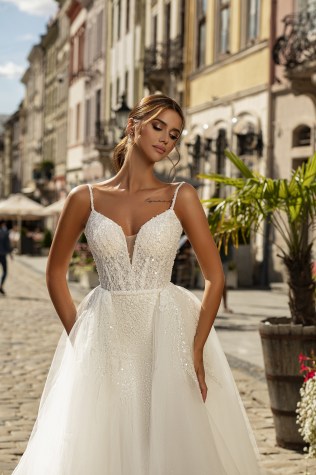 919-5-Wedding-dress-Lady-Di-Bride