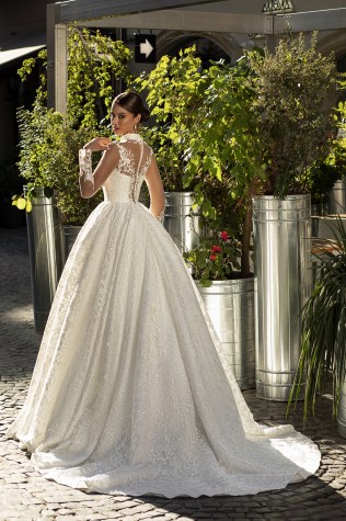 922-3-Wedding-dress-Lady-Di-Bride
