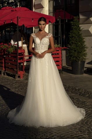 924-1-Wedding-dress-Lady-Di-Bride