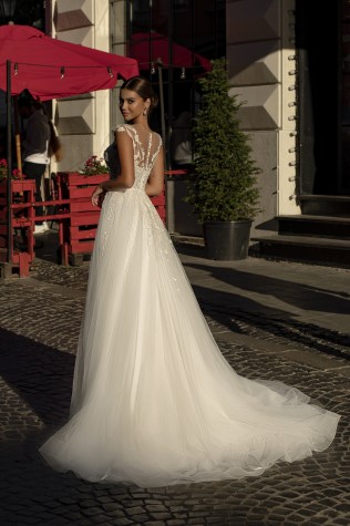 924-2-Wedding-dress-Lady-Di-Bride