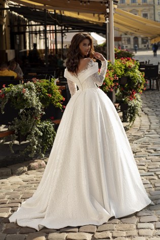 926-3-Wedding-dress-Lady-Di-Bride